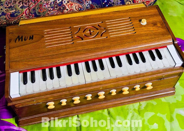 হারমোনিয়াম (বীণাবাশি)